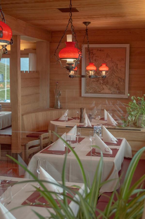 Hotel Eggishorn Fiesch Bagian luar foto